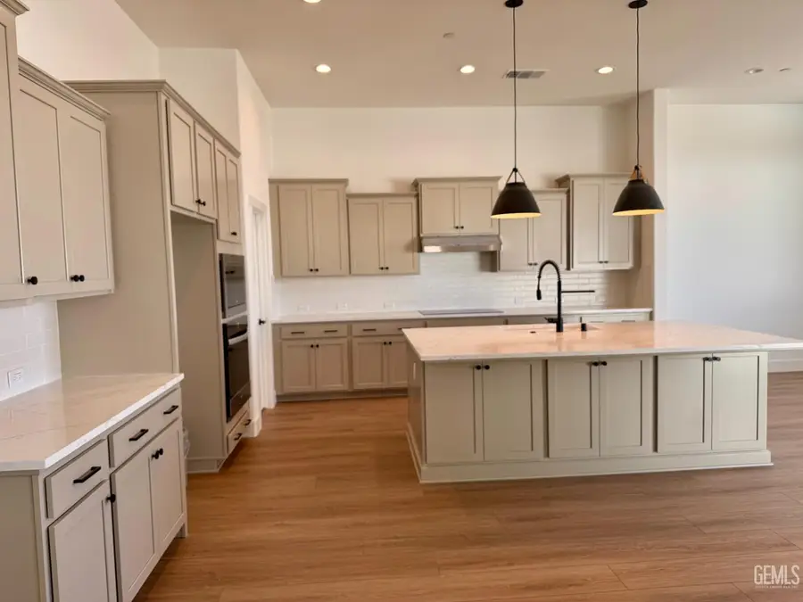 14718 WHITTINGTON STREET, Bakersfield, CA 93311 - #3