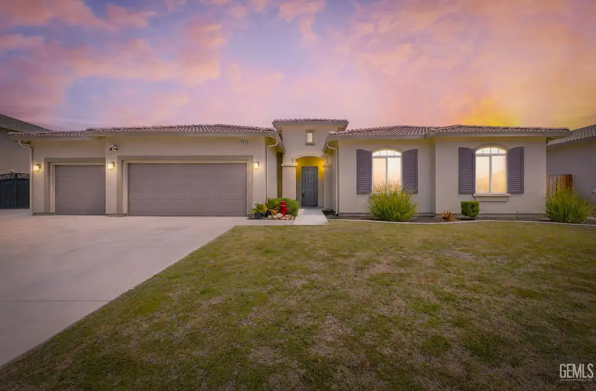 9200 RANCHO VIEJO DRIVE, Bakersfield, CA 93314 - #1