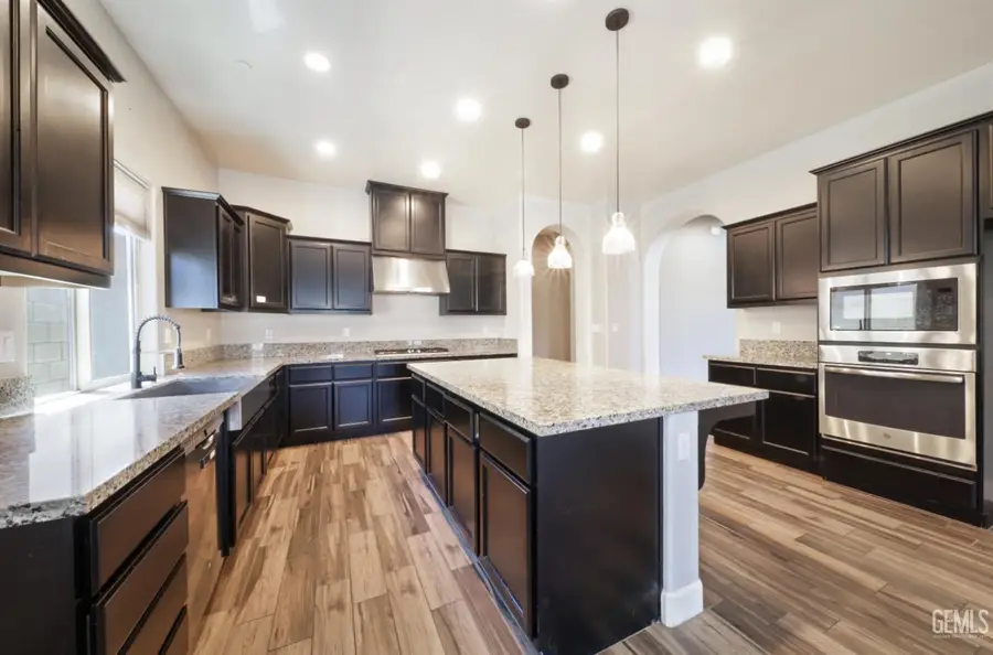 9200 RANCHO VIEJO DRIVE, Bakersfield, CA 93314 - #3