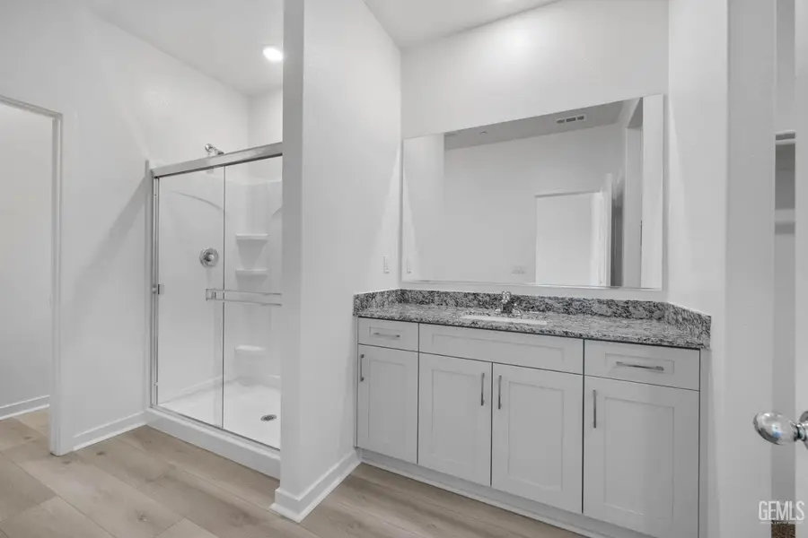 4918 BEAVERHEAD, Bakersfield, CA 93306 - #3
