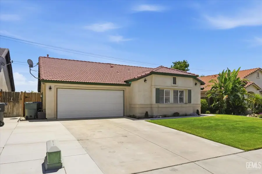 5904 BRIDGE CREEK AVENUE, Bakersfield, CA 93313 - #2