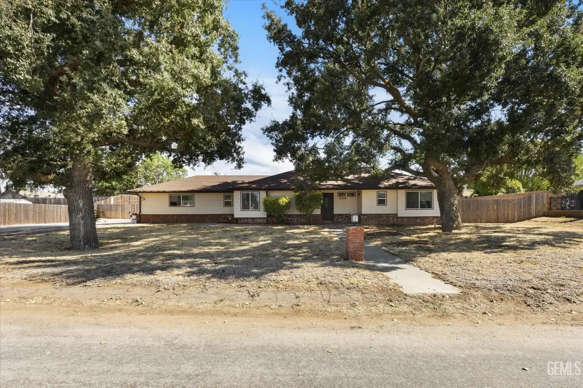 19700 MESA DRIVE, Tehachapi, CA 93561 - #1