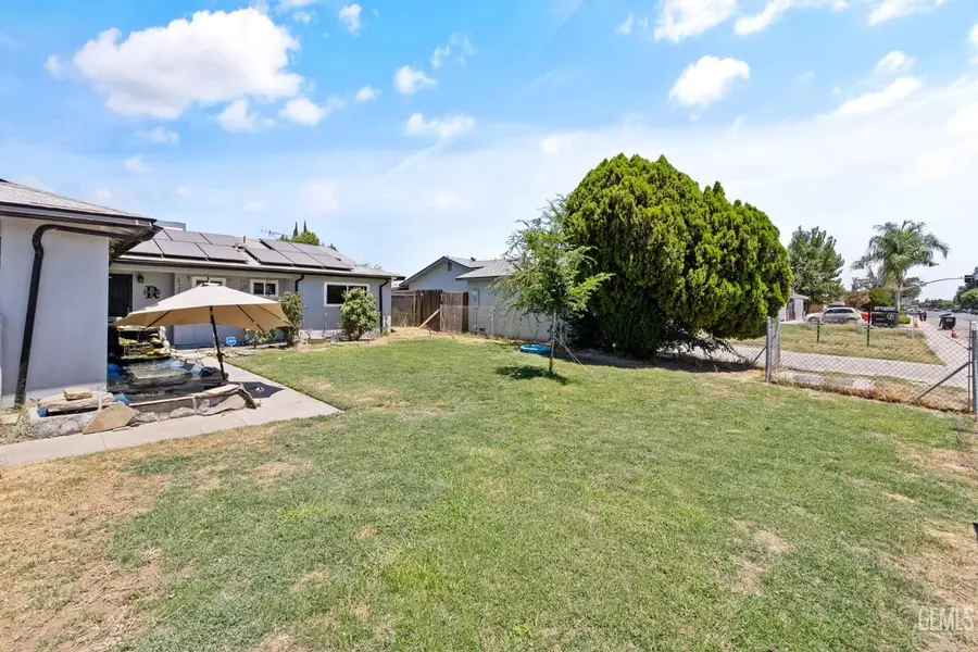 4212 W WHITENDALE AVENUE, Visalia, CA 93277 - #3