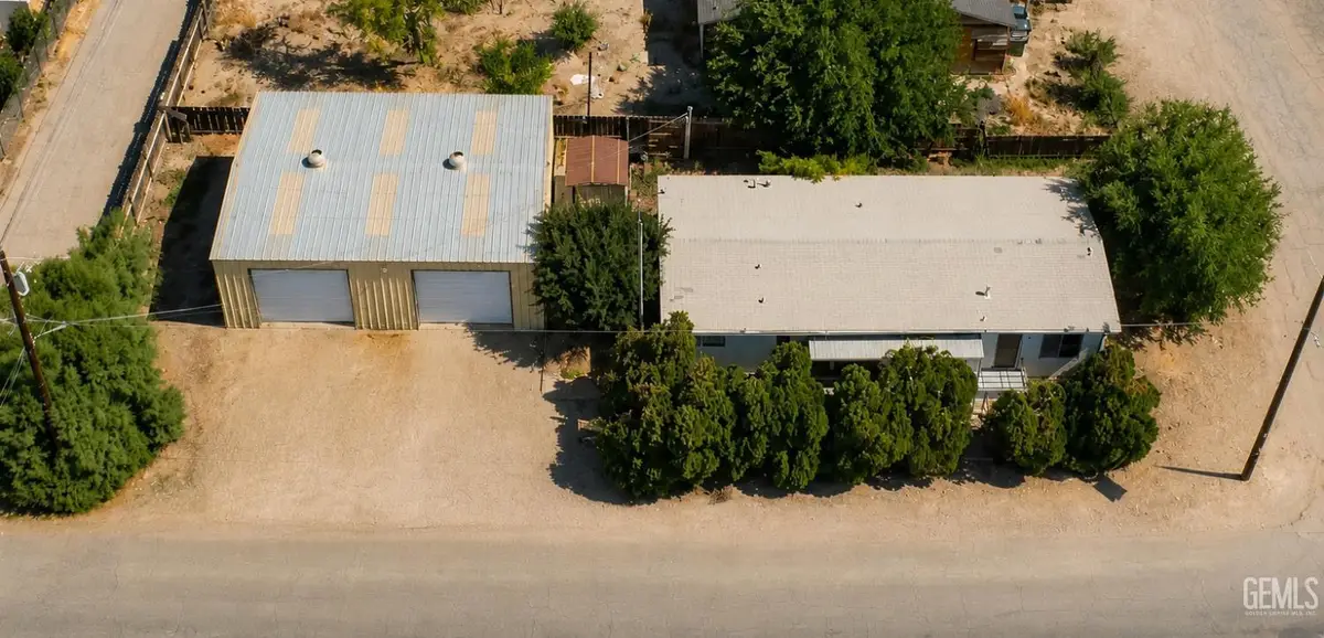 301 JEFFERSON STREET, Taft, CA 93268 - #1