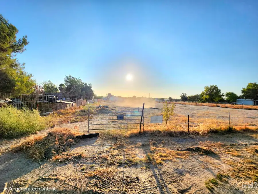 4935 WILLARD STREET, Bakersfield, CA 93314 - #3