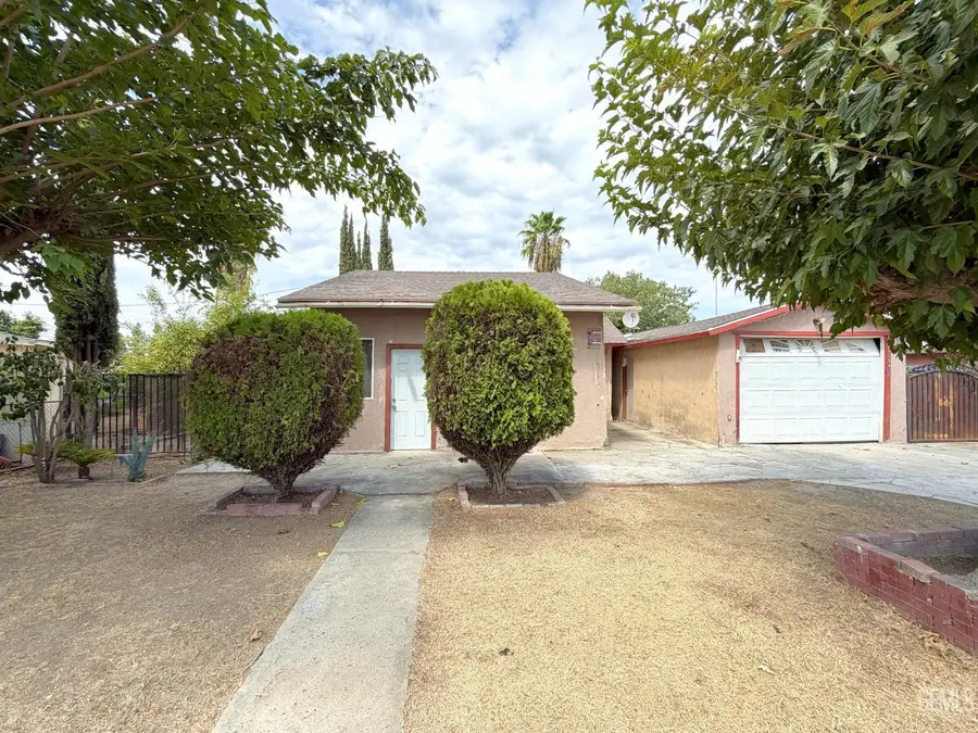 1541 G STREET, Wasco, CA 93280 - #2