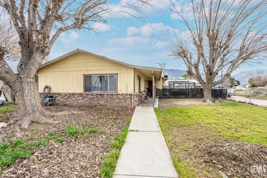 2516 ERSKINE CREEK ROAD, Lake Isabella, CA 93240 - #2