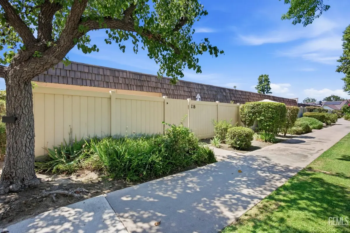 3800 STOCKDALE HIGHWAY #28, Bakersfield, CA 93309 - #1