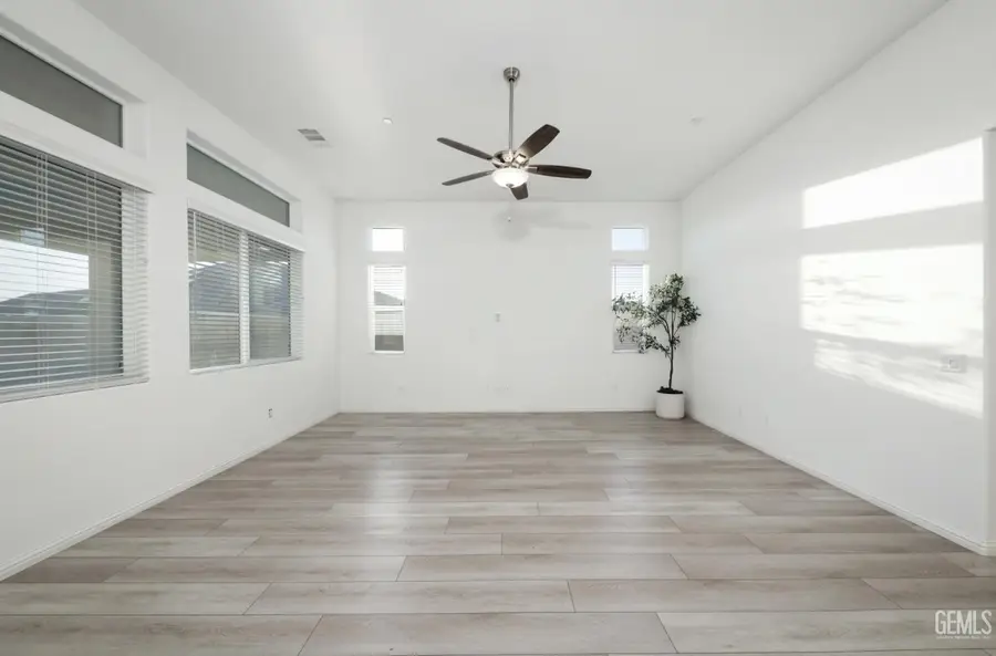 14317 PEMBERLEY PASSAGE, Bakersfield, CA 93311 - #3