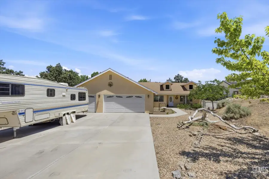 17381 BOLD VENTURE DRIVE, Tehachapi, CA 93561 - #3