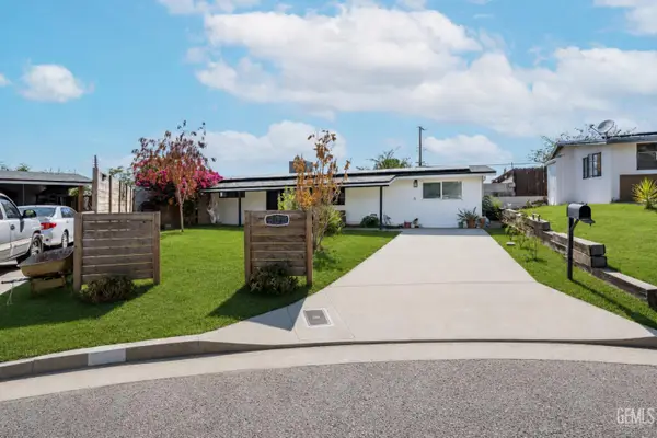 909 OBERLIN COURT, Bakersfield, CA 93305