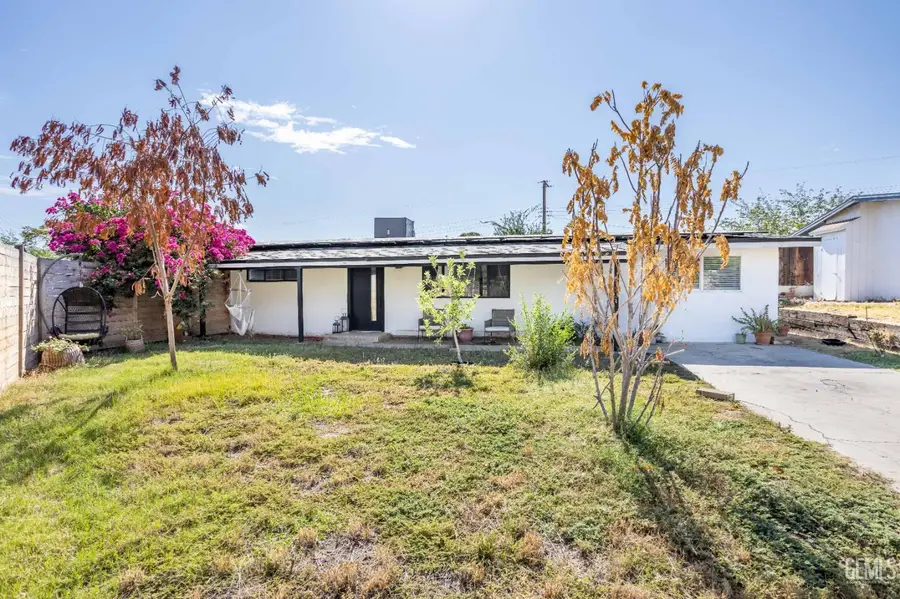 909 OBERLIN COURT, Bakersfield, CA 93305 - #3
