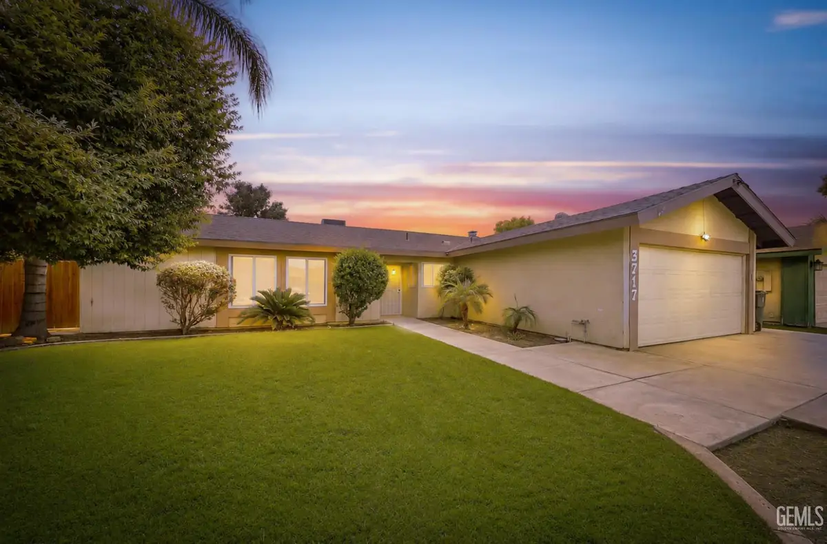 3717 VALLEY SPRINGS AVENUE, Bakersfield, CA 93309 - #1