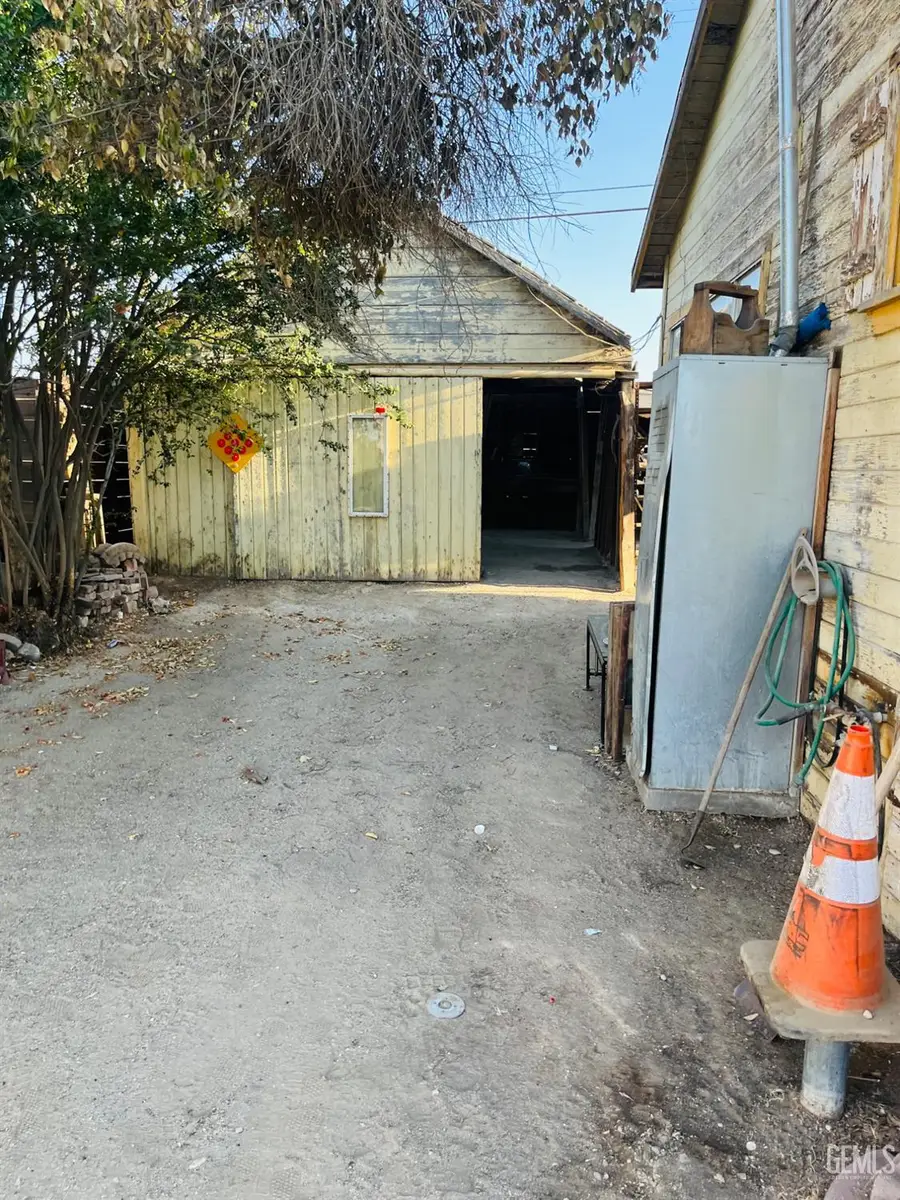 213 F STREET, Taft, CA 93268 - #3