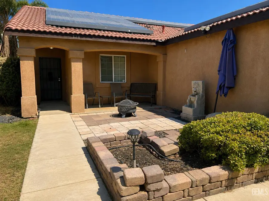 328 W PILOT AVENUE, Bakersfield, CA 93308 - #2