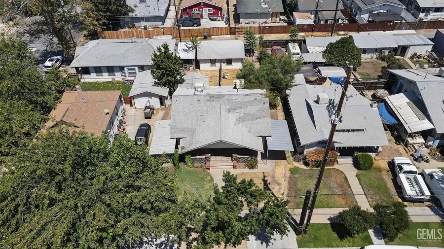 2124 22ND STREET, Bakersfield, CA 93301 - #2