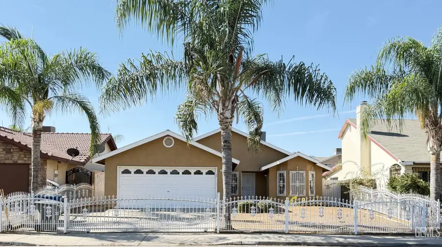 1908 SUMMER DR, Delano, CA 93215 - #3