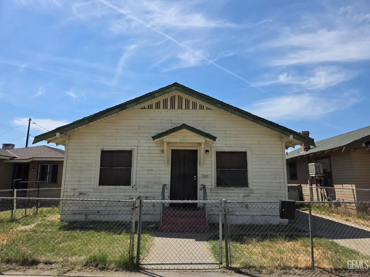 2225 O STREET, Bakersfield, CA 93301 - #1