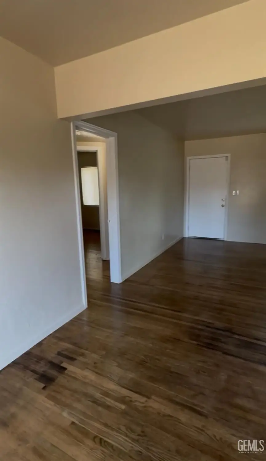 4521 JOANNE AVENUE, Bakersfield, CA 93309 - #3