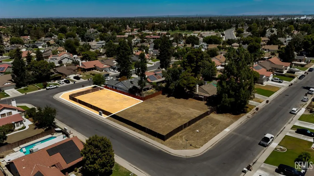 9313 LANNEAU COURT, Bakersfield, CA 93311 - #1