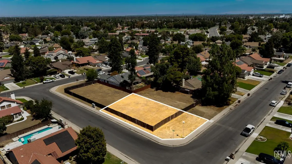 9312 COULTER COURT, Bakersfield, CA 93311 - #1