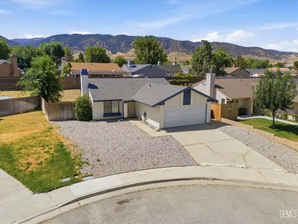 206 MEADOWBROOK COURT, Tehachapi, CA 93561