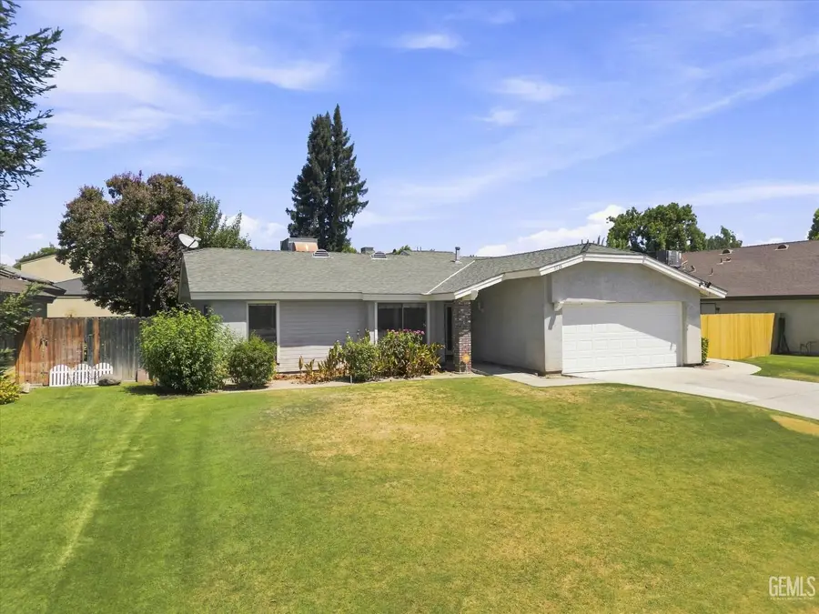 3520 SNOWFLAKE COURT, Bakersfield, CA 93309 - #3