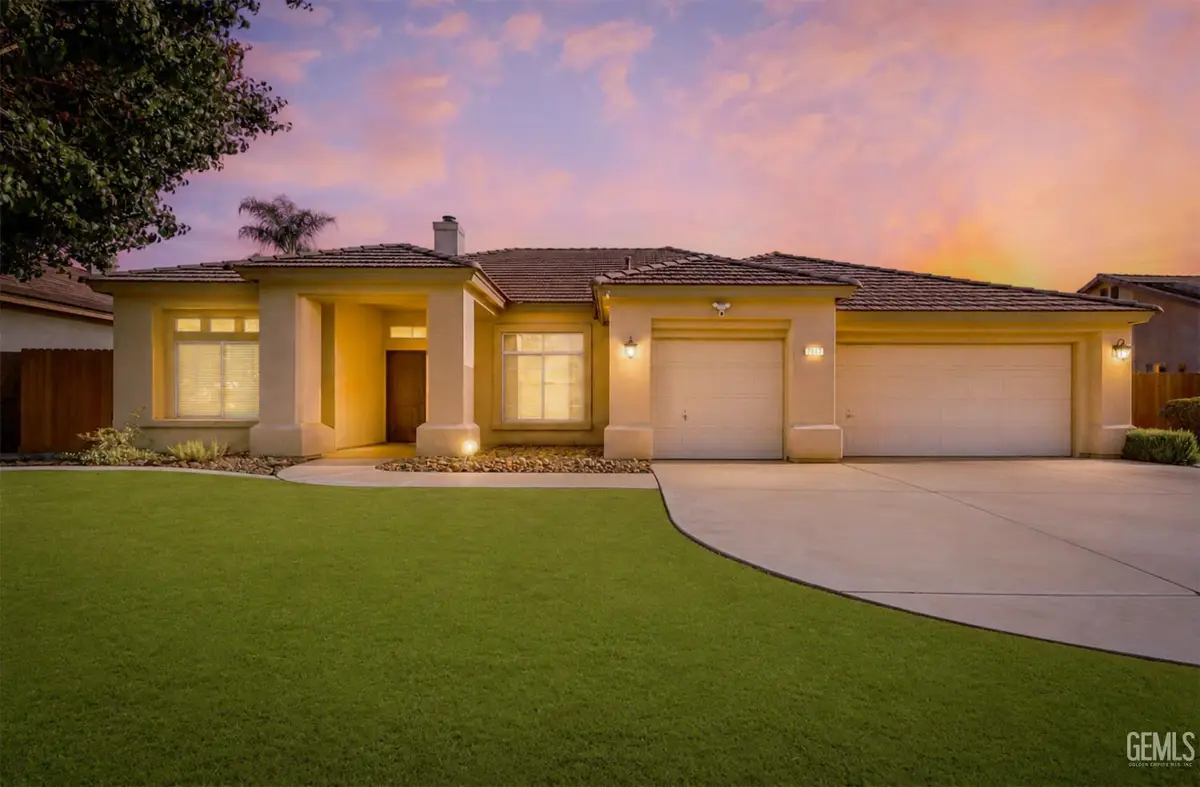 7807 LIVE OAK WAY, Bakersfield, CA 93308 - #1