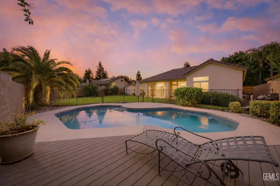 7807 LIVE OAK WAY, Bakersfield, CA 93308 - #2