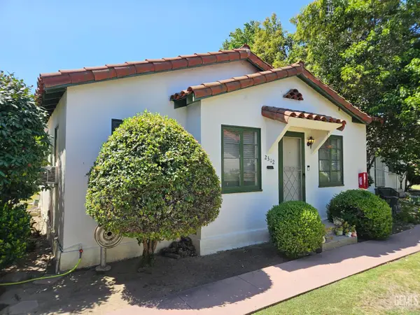 2300 D STREET, Bakersfield, CA 93301