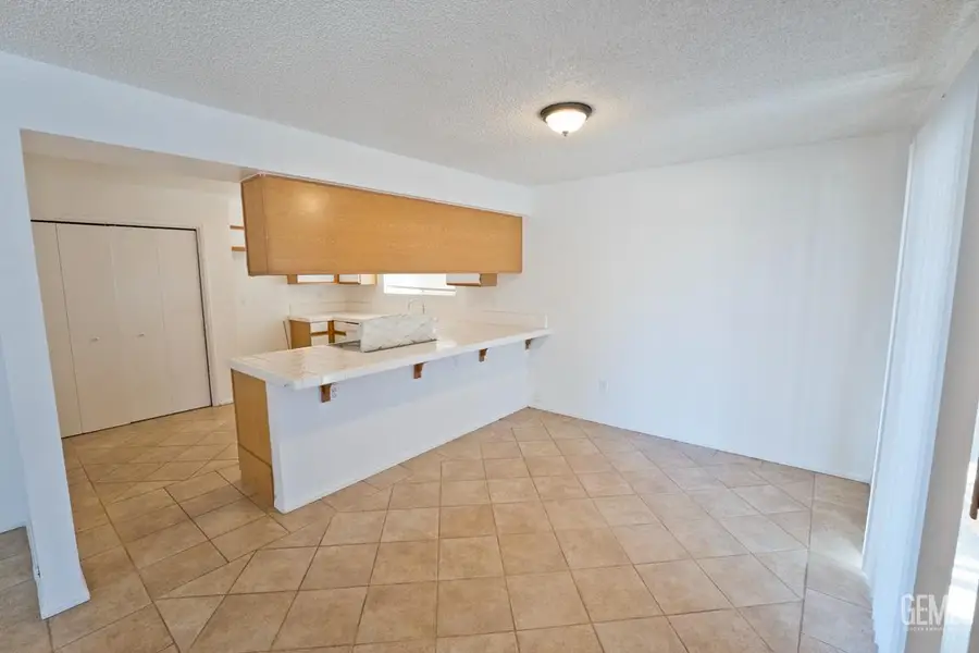 6513 PINE VIEW DRIVE, Bakersfield, CA 93307 - #3