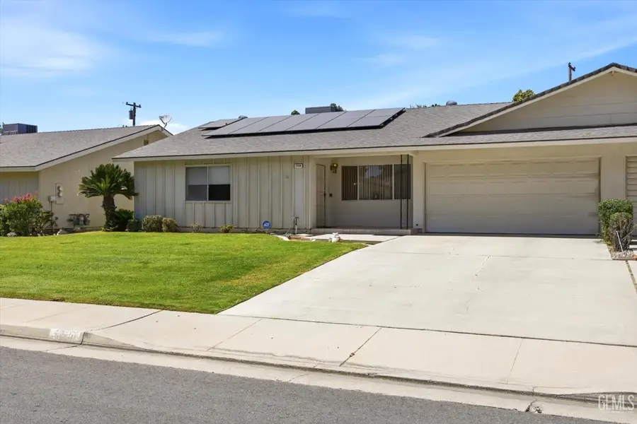 5720 CYPRESS POINT DRIVE, Bakersfield, CA 93309 - #2