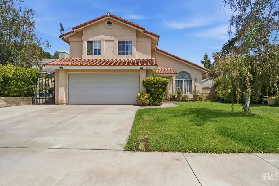 22311 CARDIFF DRIVE, Santa Clarita, CA 91350 - #2