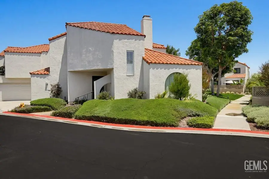 4225 ANDROS CIRCLE, Huntington Beach, CA 92649 - #2