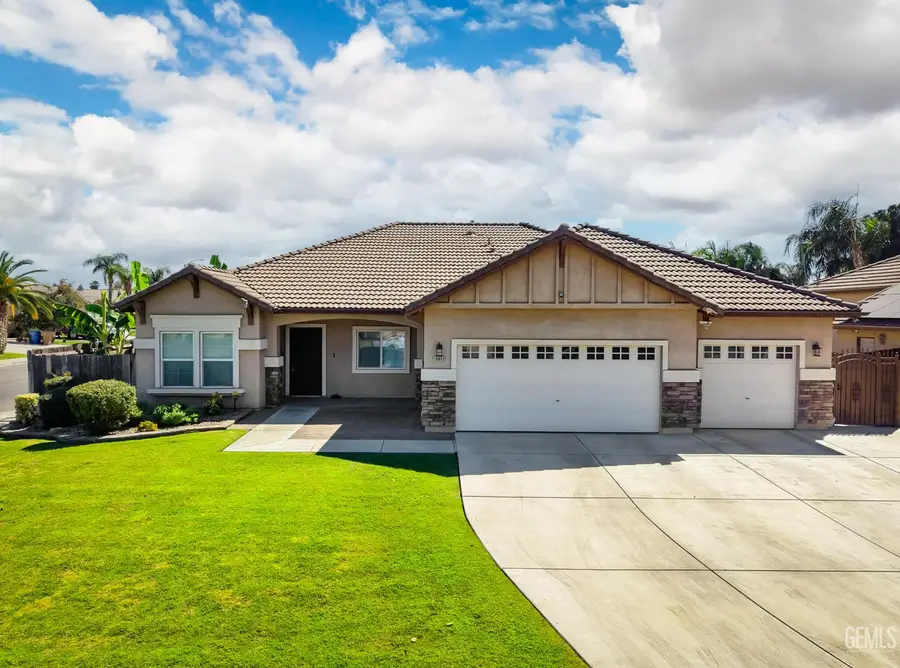 10803 LARAMIE PEAK DRIVE, Bakersfield, CA 93311 - #2