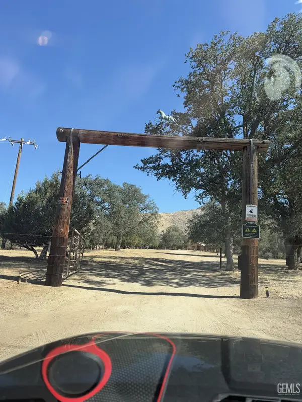 19211 WALKER BASIN ROAD, Caliente, CA 93518