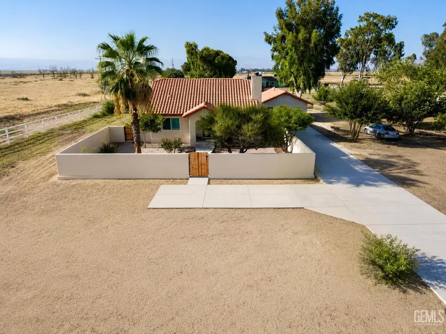 2159 DI GIORGIO ROAD, Bakersfield, CA 93307 - #2