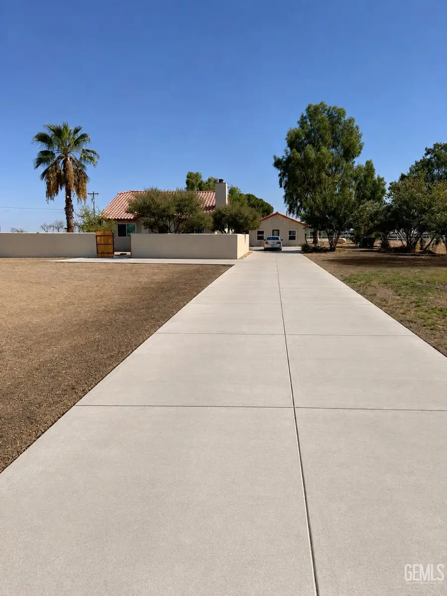 2159 DI GIORGIO ROAD, Bakersfield, CA 93307 - #3