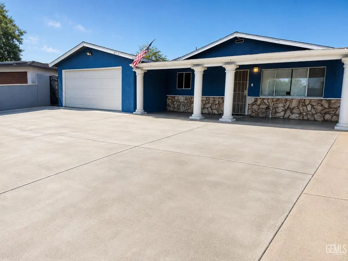 613 JOHNDRA AVENUE, Bakersfield, CA 93307 - #1