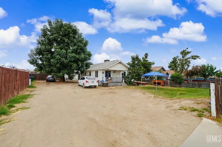 741 S SHAFTER AVENUE, Shafter, CA 93263 - #3