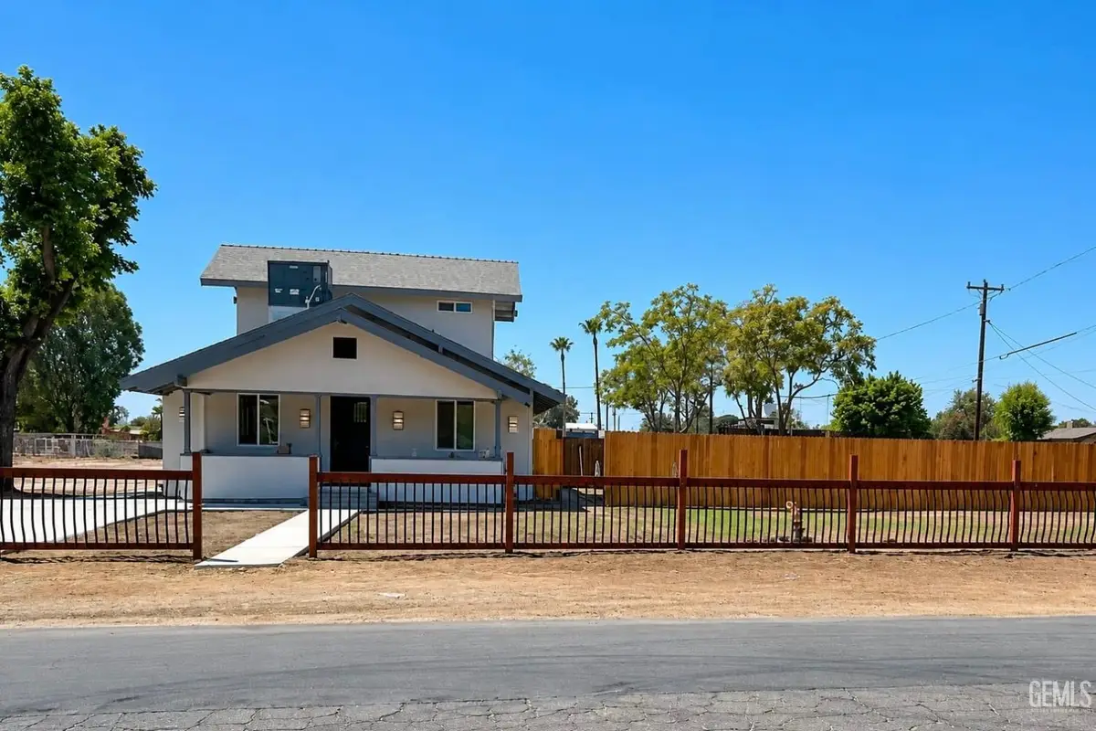 1700 LOTUS LANE, Bakersfield, CA 93307 - #1