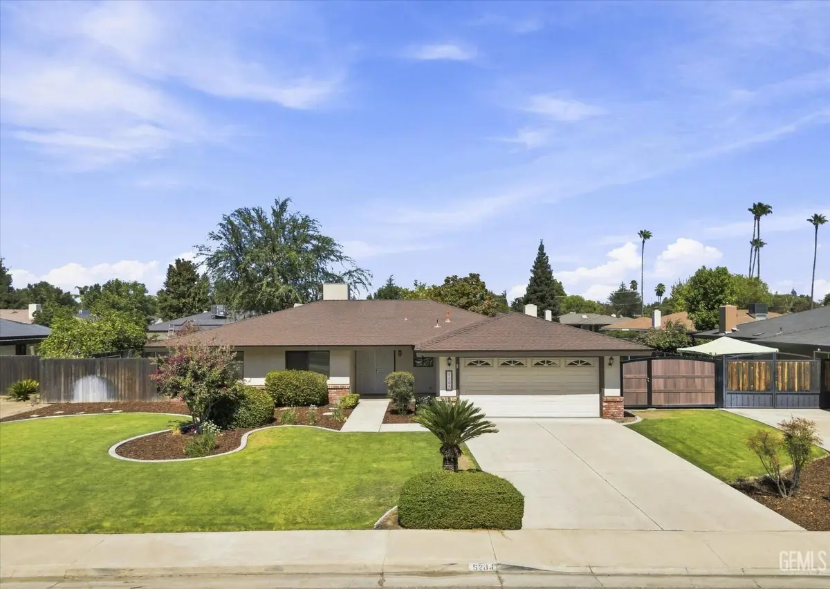 9204 HEMINGWAY PLACE, Bakersfield, CA 93311 - #1
