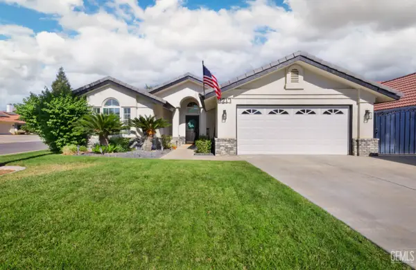 3217 CHAMPAGNE WAY, Bakersfield, CA 93306