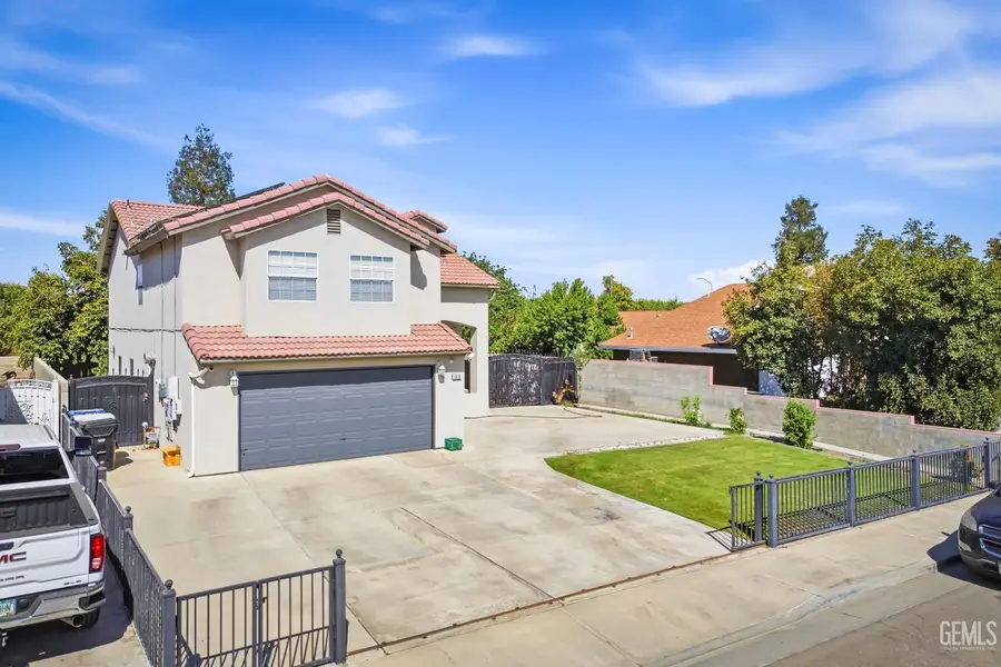 1615 BANFF COURT, Wasco, CA 93280 - #2