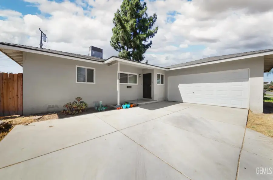 1311 LINDSAY DRIVE, Bakersfield, CA 93304 - #3