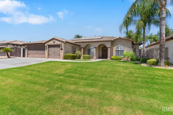 13506 COCO PALM COURT, Bakersfield, CA 93314