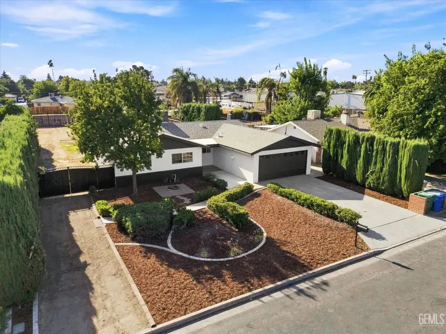 6409 MIGNONETTE STREET, Bakersfield, CA 93308 - #3