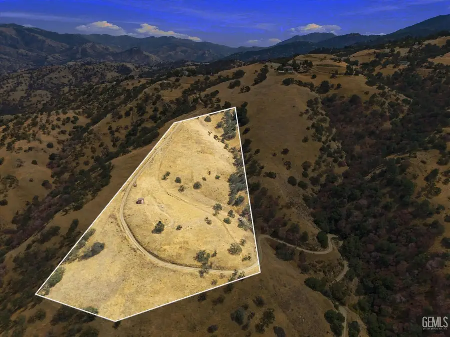 30412 HART OAKS DRIVE, Keene, CA 93531 - #3