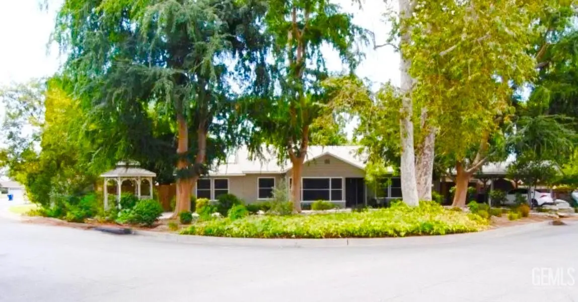 2512 BAY, Bakersfield, CA 93301 - #1