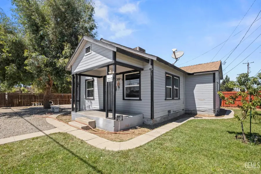 300 BEARDSLEY AVENUE, Bakersfield, CA 93308 - #3